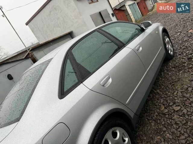 Сірий Ауді А4, об'ємом двигуна 1.78 л та пробігом 198 тис. км за 2999 $, фото 7 на Automoto.ua
