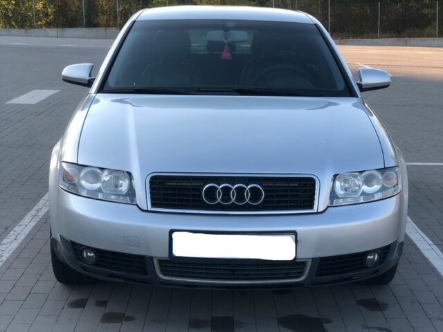 Серый Ауди А4, объемом двигателя 2.5 л и пробегом 3 тыс. км за 5549 $, фото 1 на Automoto.ua