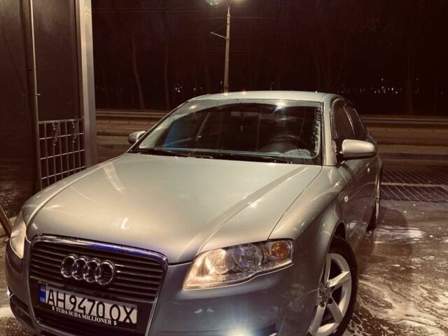 Ауді А4 2004 у Дніпро (Дніпропетровську) на Automoto.ua Сірий Ауді А4, об'ємом двигуна 2 л та пробігом 160 тис. км за 7000 $, фото 3 на Automoto.ua
