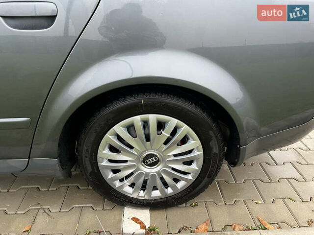Серый Ауди А4, объемом двигателя 1.98 л и пробегом 275 тыс. км за 5800 $, фото 11 на Automoto.ua
