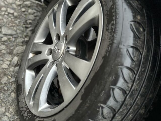 Серый Ауди А4, объемом двигателя 1.9 л и пробегом 337 тыс. км за 2499 $, фото 8 на Automoto.ua