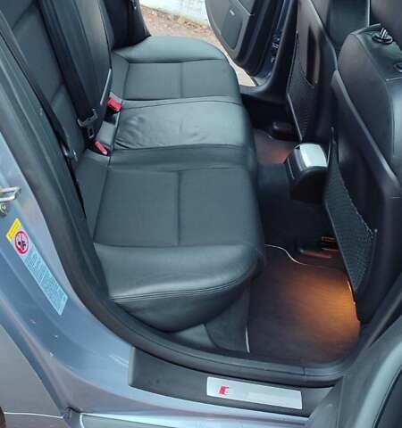 Серый Ауди А4, объемом двигателя 2 л и пробегом 250 тыс. км за 7400 $, фото 16 на Automoto.ua