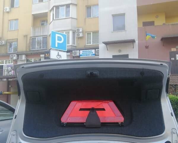 Серый Ауди А4, объемом двигателя 1.98 л и пробегом 220 тыс. км за 7200 $, фото 26 на Automoto.ua