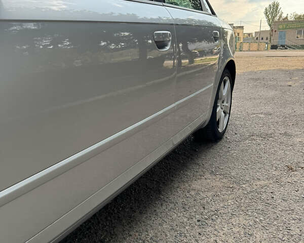 Сірий Ауді А4, об'ємом двигуна 2 л та пробігом 181 тис. км за 7000 $, фото 5 на Automoto.ua