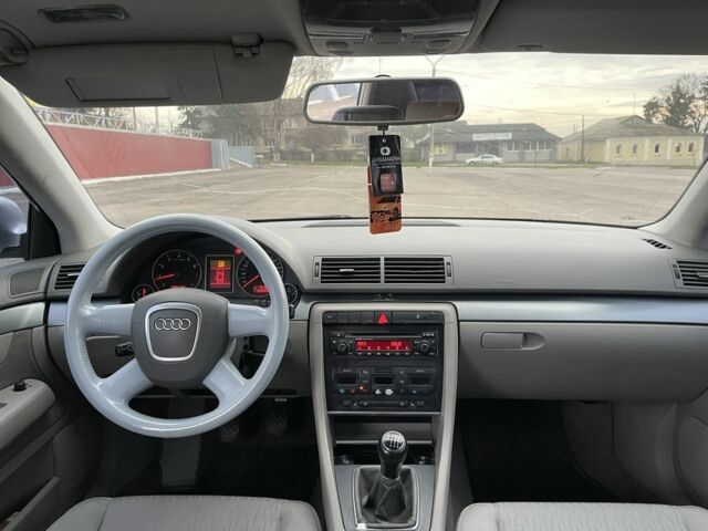 Серый Ауди А4, объемом двигателя 2 л и пробегом 200 тыс. км за 5400 $, фото 12 на Automoto.ua