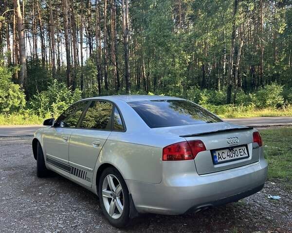 Серый Ауди А4, объемом двигателя 2 л и пробегом 380 тыс. км за 5750 $, фото 3 на Automoto.ua