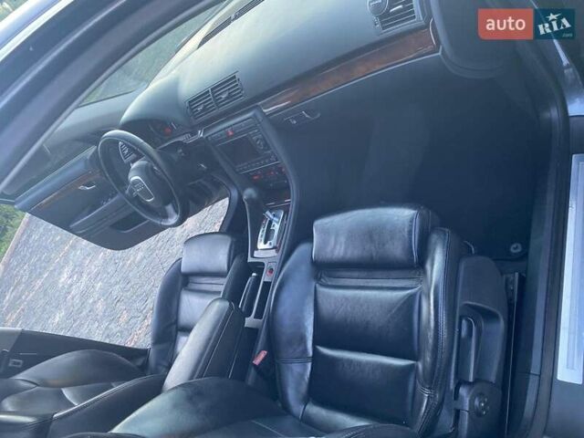 Сірий Ауді А4, об'ємом двигуна 2 л та пробігом 284 тис. км за 7050 $, фото 10 на Automoto.ua