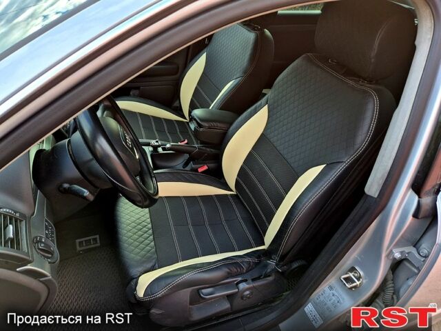 Ауди А4 2005 в Днепре (Днепропетровске) на Automoto.ua Серый Ауди А4, объемом двигателя 1.8 л и пробегом 300 тыс. км за 6500 $, фото 4 на Automoto.ua