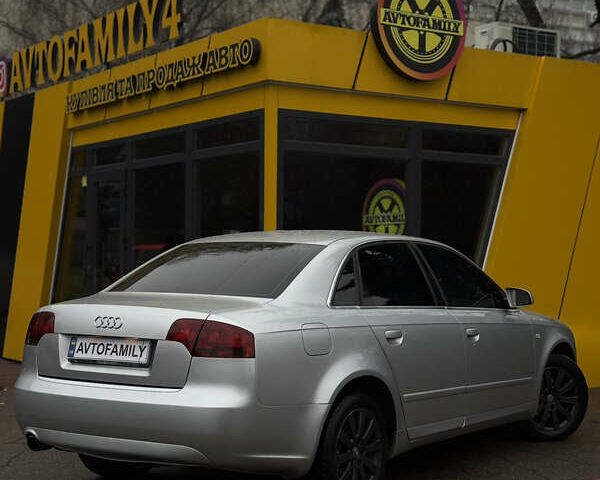 Серый Ауди А4, объемом двигателя 2 л и пробегом 234 тыс. км за 6500 $, фото 4 на Automoto.ua