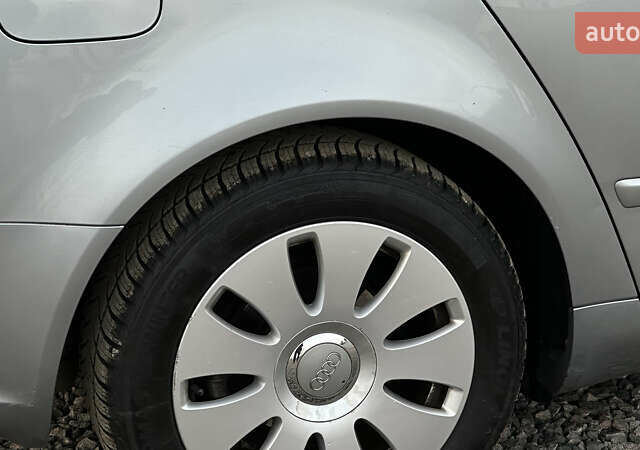 Сірий Ауді А4, об'ємом двигуна 1.8 л та пробігом 257 тис. км за 6799 $, фото 41 на Automoto.ua