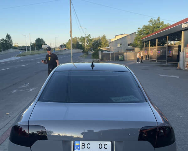 Сірий Ауді А4, об'ємом двигуна 2 л та пробігом 250 тис. км за 6000 $, фото 4 на Automoto.ua