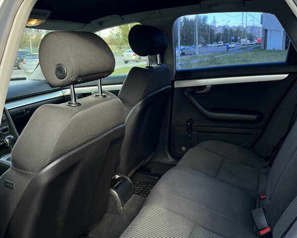 Серый Ауди А4, объемом двигателя 2 л и пробегом 319 тыс. км за 6500 $, фото 11 на Automoto.ua