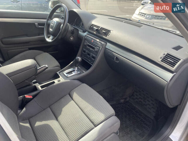 Ауди А4 2005 в Хмельницком на Automoto.ua Серый Ауди А4, объемом двигателя 1.98 л и пробегом 220 тыс. км за 6500 $, фото 27 на Automoto.ua