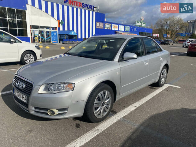 Ауди А4 2005 в Хмельницком на Automoto.ua Серый Ауди А4, объемом двигателя 1.98 л и пробегом 220 тыс. км за 6500 $, фото 1 на Automoto.ua