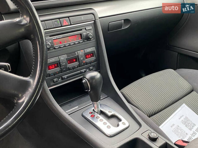 Ауди А4 2005 в Самборе на Automoto.ua Серый Ауди А4, объемом двигателя 1.8 л и пробегом 257 тыс. км за 6999 $, фото 61 на Automoto.ua