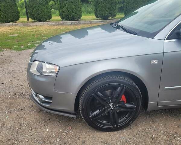 Сірий Ауді А4, об'ємом двигуна 2 л та пробігом 203 тис. км за 6999 $, фото 4 на Automoto.ua