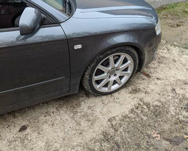 Серый Ауди А4, объемом двигателя 2 л и пробегом 218 тыс. км за 7500 $, фото 6 на Automoto.ua