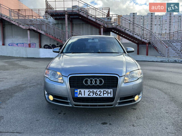 Серый Ауди А4, объемом двигателя 2 л и пробегом 319 тыс. км за 6500 $, фото 2 на Automoto.ua