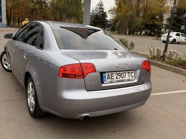 Сірий Ауді А4, об'ємом двигуна 2 л та пробігом 209 тис. км за 6100 $, фото 4 на Automoto.ua