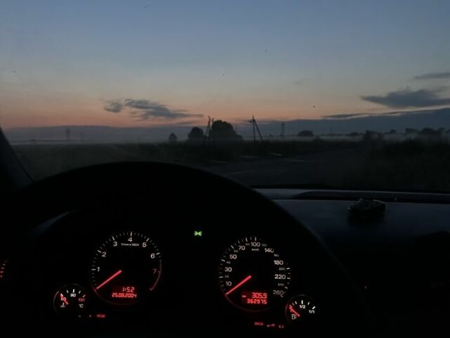 Сірий Ауді А4, об'ємом двигуна 1.8 л та пробігом 367 тис. км за 5400 $, фото 22 на Automoto.ua