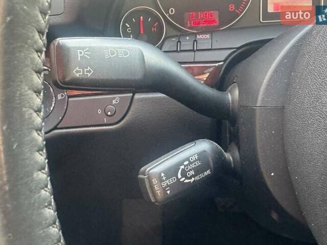 Серый Ауди А4, объемом двигателя 3.1 л и пробегом 131 тыс. км за 7190 $, фото 15 на Automoto.ua