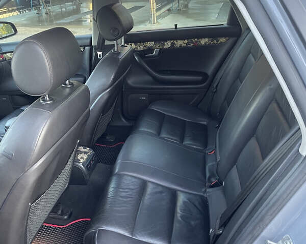 Сірий Ауді А4, об'ємом двигуна 2 л та пробігом 250 тис. км за 6000 $, фото 12 на Automoto.ua