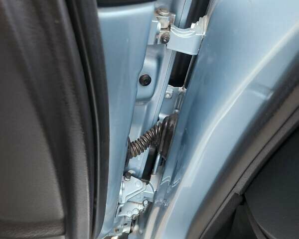 Серый Ауди А4, объемом двигателя 2 л и пробегом 200 тыс. км за 6100 $, фото 12 на Automoto.ua