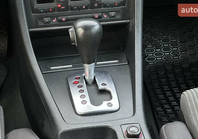 Сірий Ауді А4, об'ємом двигуна 1.8 л та пробігом 257 тис. км за 6799 $, фото 59 на Automoto.ua