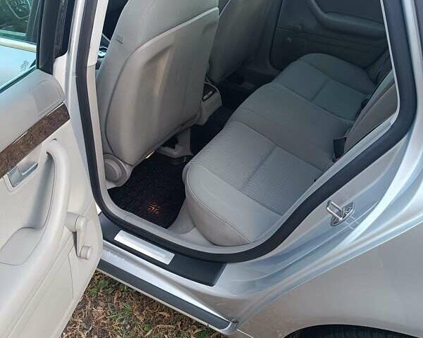 Сірий Ауді А4, об'ємом двигуна 1.8 л та пробігом 184 тис. км за 7999 $, фото 40 на Automoto.ua