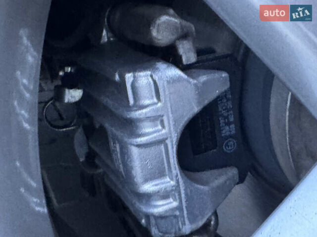 Серый Ауди А4, объемом двигателя 1.8 л и пробегом 204 тыс. км за 8300 $, фото 32 на Automoto.ua