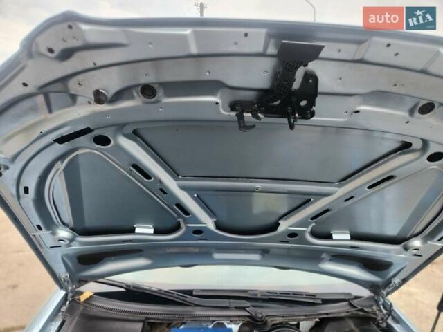 Серый Ауди А4, объемом двигателя 2 л и пробегом 200 тыс. км за 6100 $, фото 18 на Automoto.ua