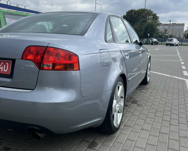 Серый Ауди А4, объемом двигателя 2 л и пробегом 212 тыс. км за 7350 $, фото 7 на Automoto.ua