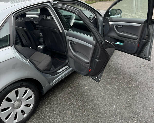 Серый Ауди А4, объемом двигателя 2 л и пробегом 231 тыс. км за 6200 $, фото 11 на Automoto.ua