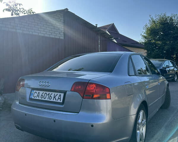 Ауди А4 2005 в Смеле на Automoto.ua Серый Ауди А4, объемом двигателя 1.97 л и пробегом 290 тыс. км за 5999 $, фото 3 на Automoto.ua
