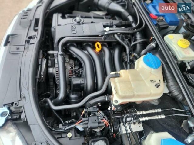 Серый Ауди А4, объемом двигателя 2 л и пробегом 200 тыс. км за 6100 $, фото 19 на Automoto.ua