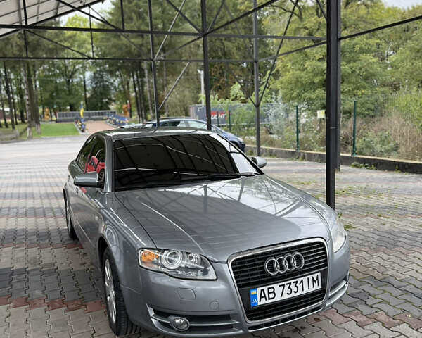 Ауди А4 2005 в Виннице на Automoto.ua Серый Ауди А4, объемом двигателя 2 л и пробегом 288 тыс. км за 6699 $, фото 2 на Automoto.ua
