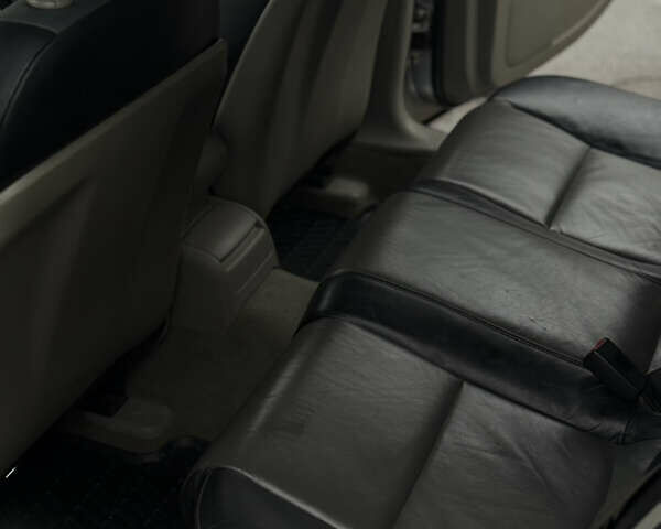 Серый Ауди А4, объемом двигателя 2 л и пробегом 234 тыс. км за 6500 $, фото 11 на Automoto.ua