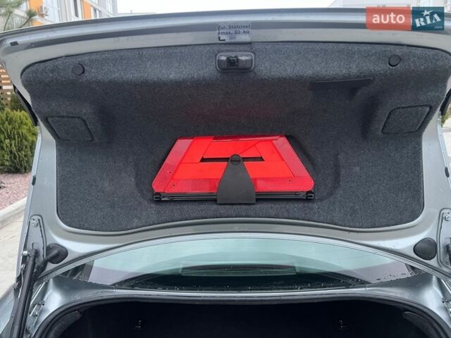 Серый Ауди А4, объемом двигателя 2 л и пробегом 174 тыс. км за 7100 $, фото 42 на Automoto.ua