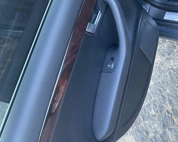 Сірий Ауді А4, об'ємом двигуна 2 л та пробігом 284 тис. км за 7050 $, фото 17 на Automoto.ua