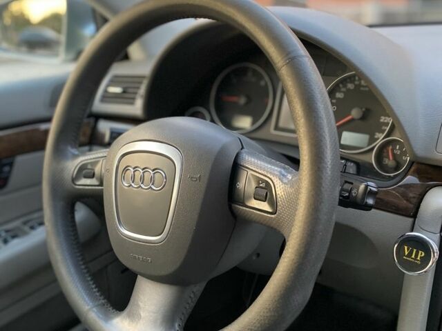 Серый Ауди А4, объемом двигателя 3 л и пробегом 230 тыс. км за 7500 $, фото 14 на Automoto.ua