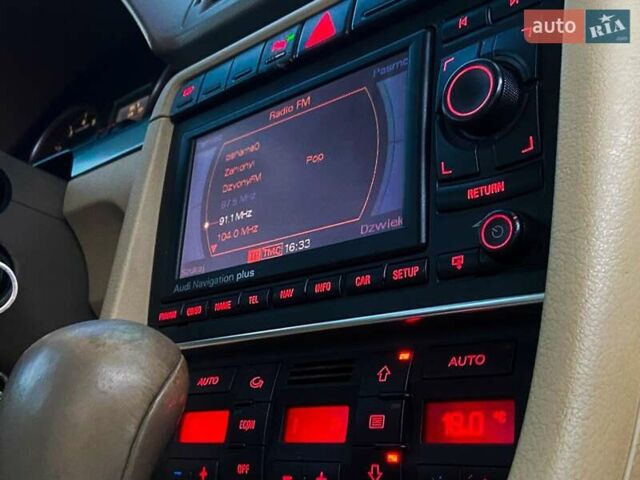 Ауди А4 2005 в Калуше на Automoto.ua Серый Ауди А4, объемом двигателя 1.98 л и пробегом 237 тыс. км за 5600 $, фото 3 на Automoto.ua