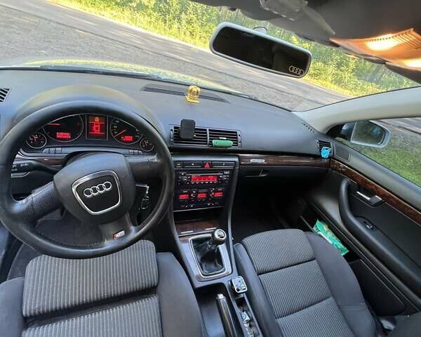 Серый Ауди А4, объемом двигателя 2 л и пробегом 380 тыс. км за 5750 $, фото 6 на Automoto.ua