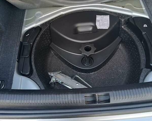 Сірий Ауді А4, об'ємом двигуна 1.8 л та пробігом 184 тис. км за 7999 $, фото 31 на Automoto.ua