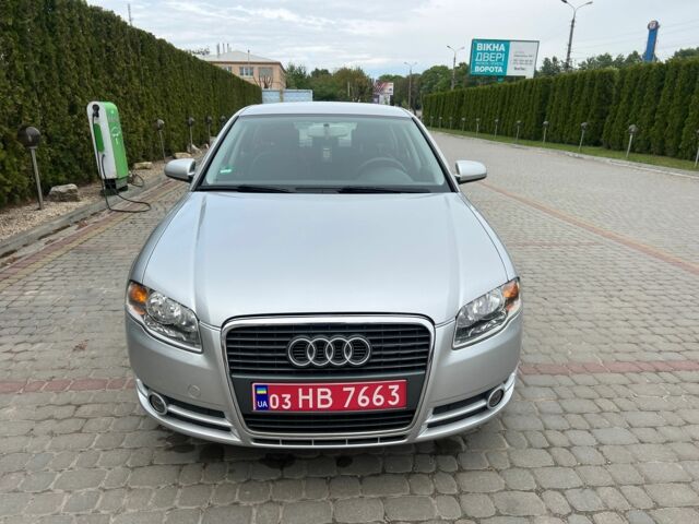 Сірий Ауді А4, об'ємом двигуна 2 л та пробігом 190 тис. км за 6999 $, фото 1 на Automoto.ua