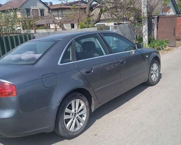 Серый Ауди А4, объемом двигателя 2 л и пробегом 290 тыс. км за 6700 $, фото 1 на Automoto.ua