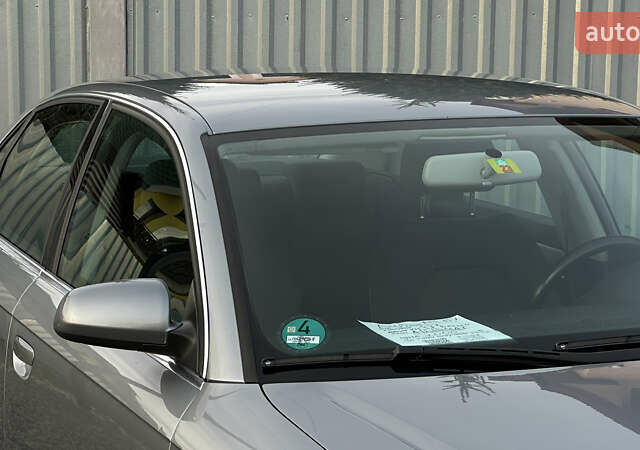 Сірий Ауді А4, об'ємом двигуна 1.8 л та пробігом 257 тис. км за 6799 $, фото 24 на Automoto.ua