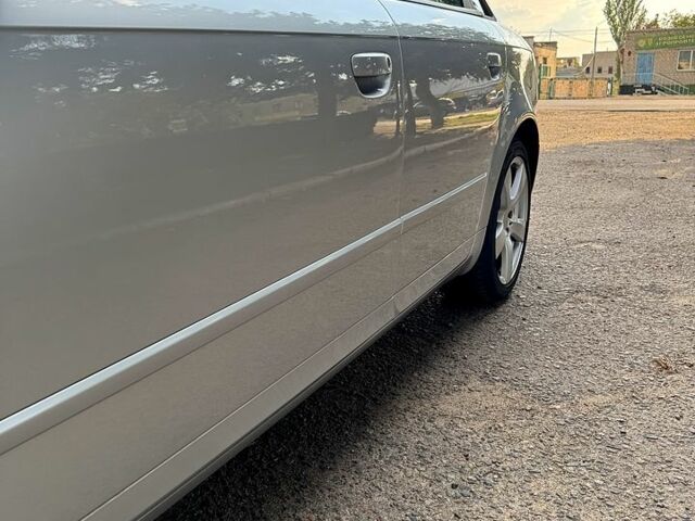 Сірий Ауді А4, об'ємом двигуна 2 л та пробігом 181 тис. км за 7000 $, фото 5 на Automoto.ua