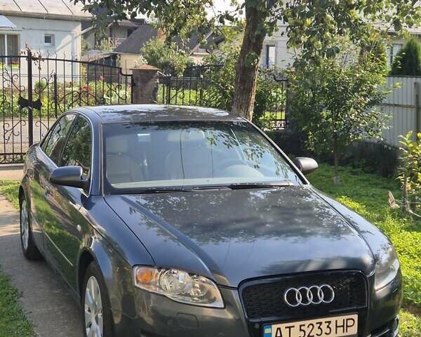 Серый Ауди А4, объемом двигателя 2 л и пробегом 237 тыс. км за 6500 $, фото 1 на Automoto.ua