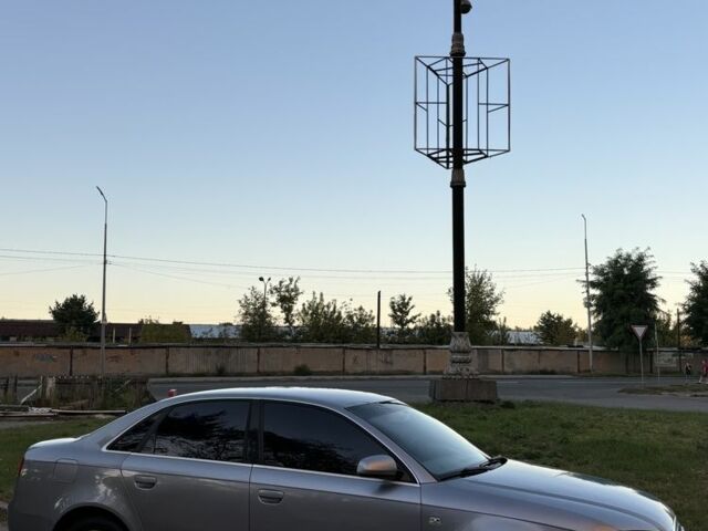Серый Ауди А4, объемом двигателя 1.8 л и пробегом 292 тыс. км за 5500 $, фото 2 на Automoto.ua