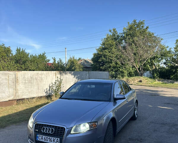 Ауди А4 2005 в Смеле на Automoto.ua Серый Ауди А4, объемом двигателя 1.97 л и пробегом 290 тыс. км за 5999 $, фото 1 на Automoto.ua